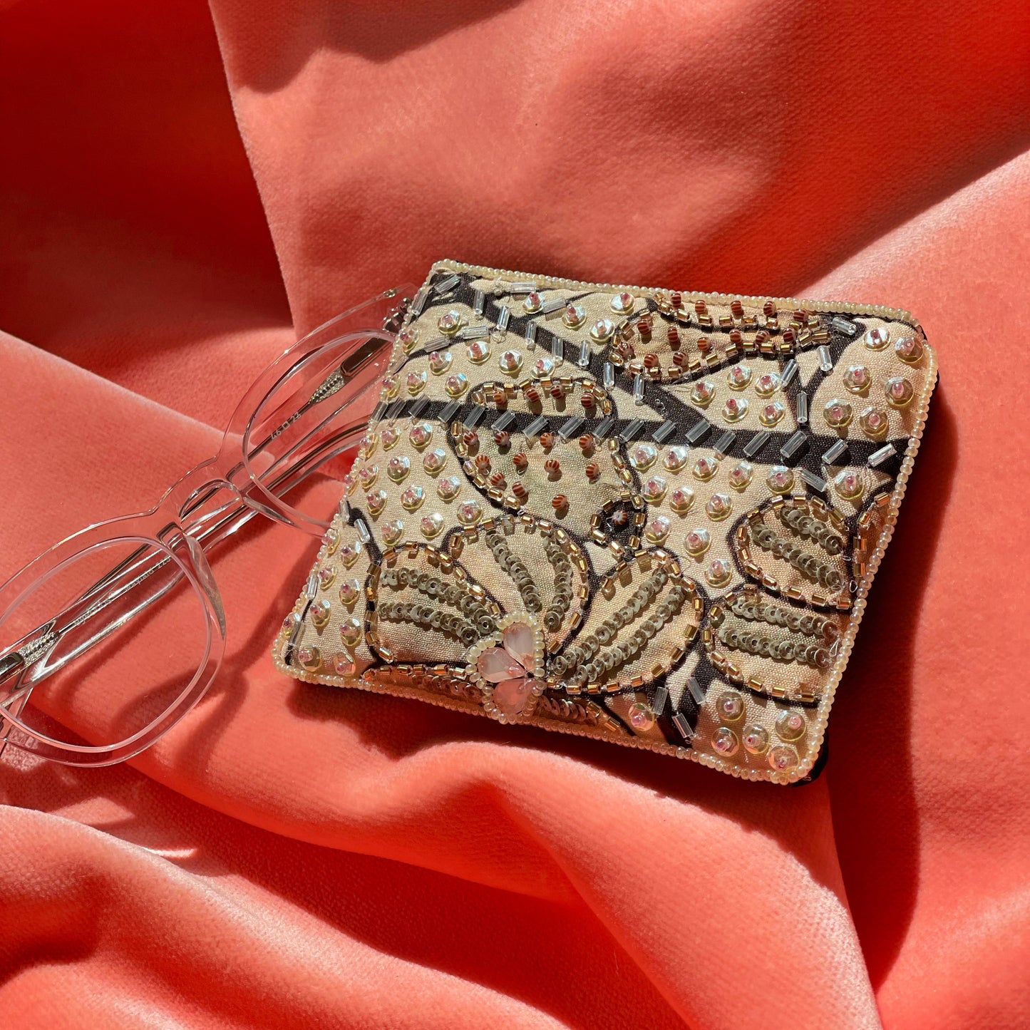 Magnolia Essential Pouch ~ Louis Comfort Tiffany